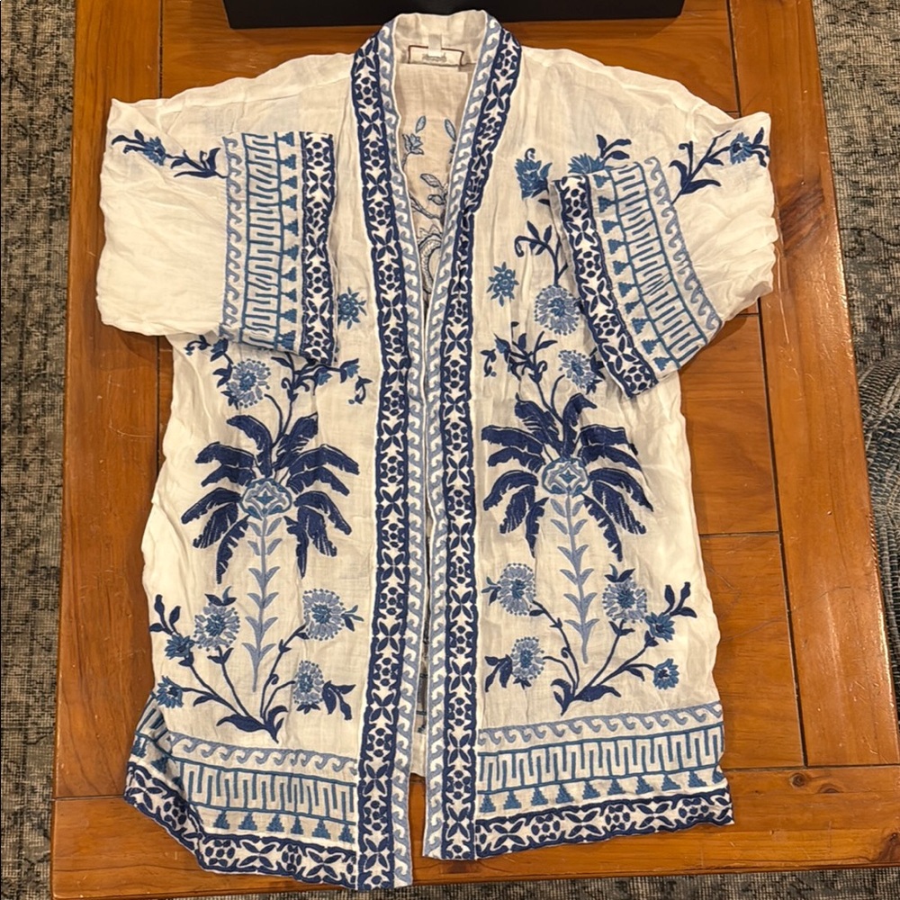 Johnny Was Blue and White Embroidered Kimono
